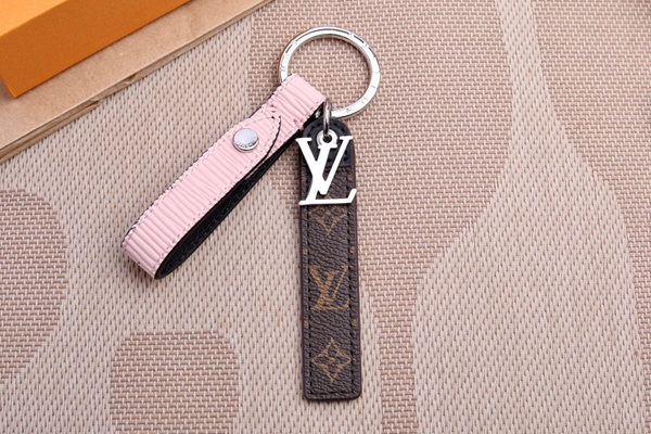 ブランドキーホルダー着用イメージ